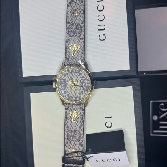 GUCCI G-Timeless YA1264068A Brown Stainless Steel Unisex Watch New in Box - Picture 3 of 6